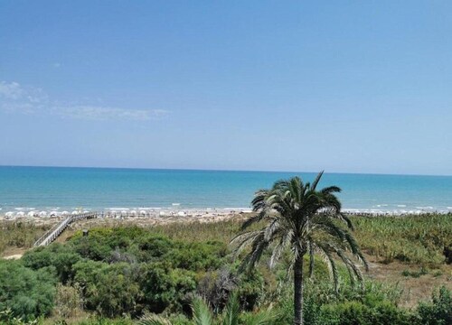 Costa Blanca Poolside Bliss