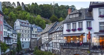 Muskan Modern Retreat