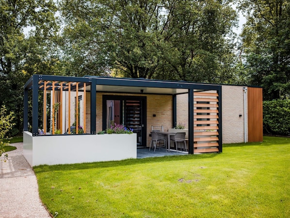 House | Exterior