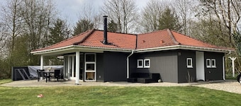 8 Person Holiday Home in Oksbol