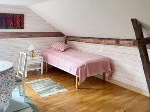 2 bedrooms - 4 Person Holiday Home in Hovmantorp (Hovmantorp)