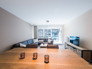 Dining - Moorea City Center Apartment (Middelkerke)
