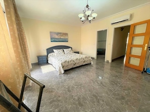 Casa | 2 dormitorios y ropa de cama