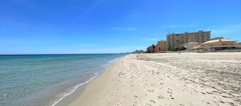 Belvilla by OYO Holiday Home in Los Alcazares