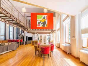 House | Dining - Welcoming Holiday Home in Dison With Private Pool (Dison)