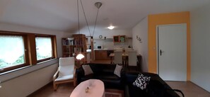 Apartment | Living room - Charming Attic Hideaway, Harz (Clausthal-Zellerfeld)