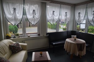 Apartment | Reception