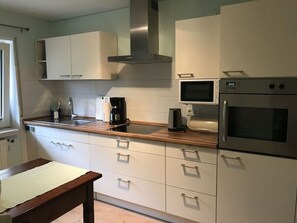Leilighet | Eget kjøkken | Ovn, vannkoker og brødrister