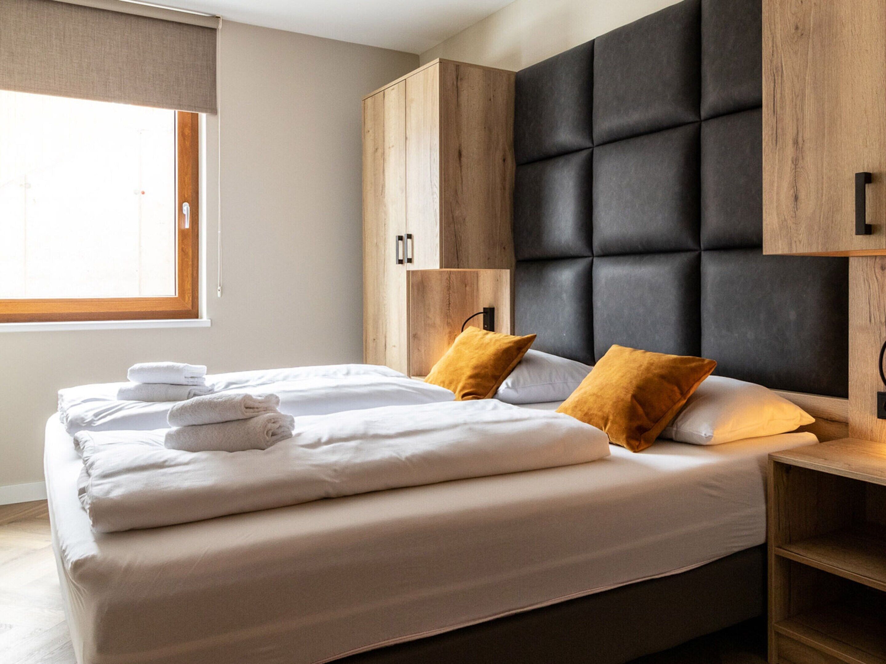 Apartment | 2 bedrooms, individually furnished, bed sheets - Stylish Apartment With Sauna, ski Area at 600 m (Schruns)