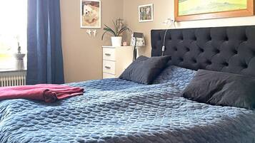 2 bedrooms