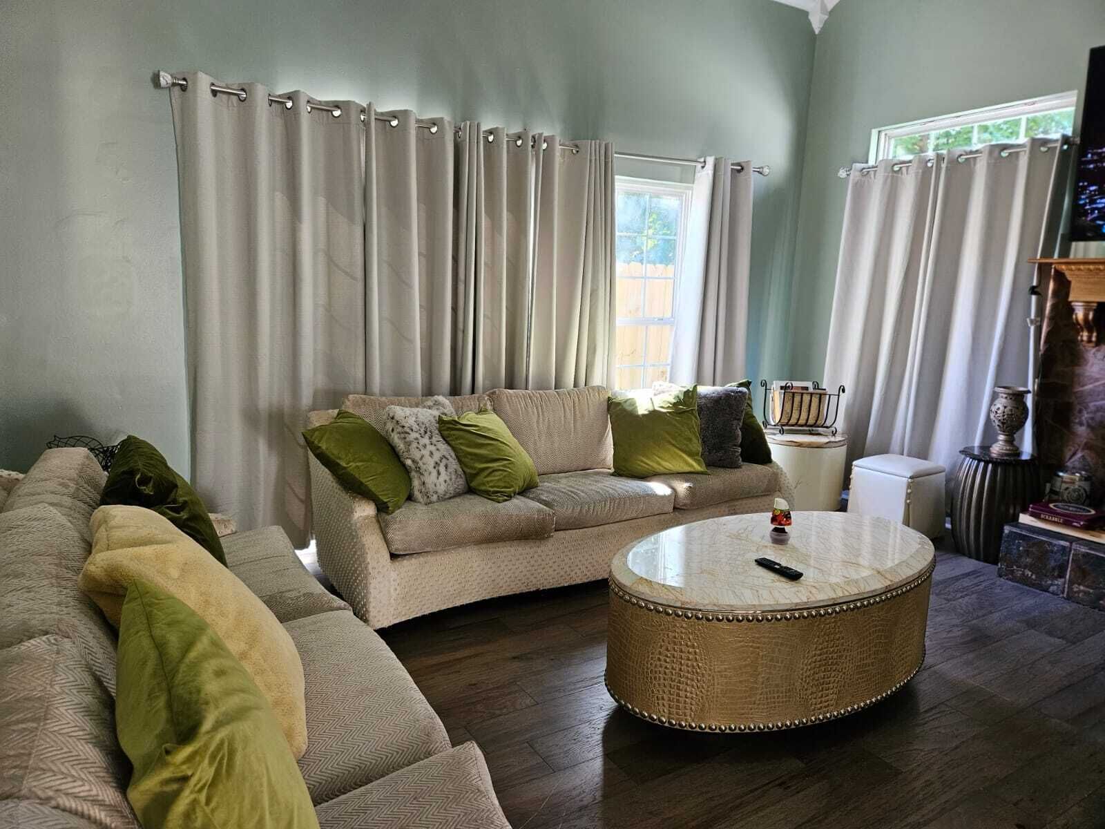 Remodeled 7 Bedrooms in Westwood Neighborhood