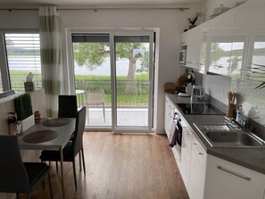 Private kitchen - Holiday Apartment Feisneckblick (Waren (Müritz))