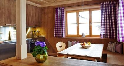 Suite Beech Modern Retreat