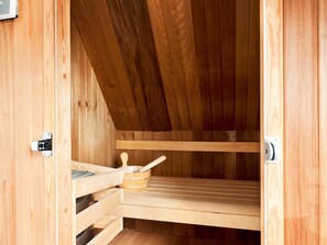 House | Spa treatment