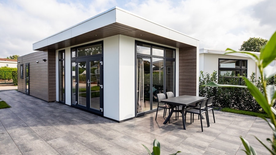 Chalet With Pond View in Gelderland