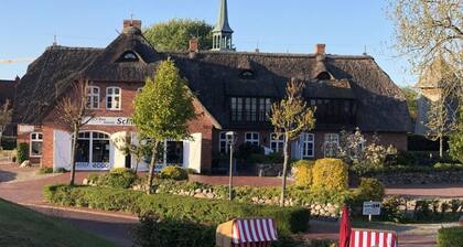 Bi de Kark Modern Retreat