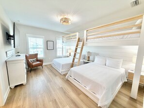 4 Schlafzimmer, Bügeleisen/Bügelbrett, kostenloses WLAN, Bettwäsche