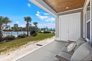 Terrace/patio - Brand New Beach House! Great Vacation Rental! Summer Salt Life Lot 47 (Orange Beach)