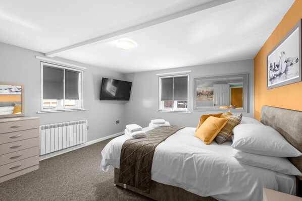 Ferienhaus, eigenes Bad | 3 Schlafzimmer, kostenloses WLAN