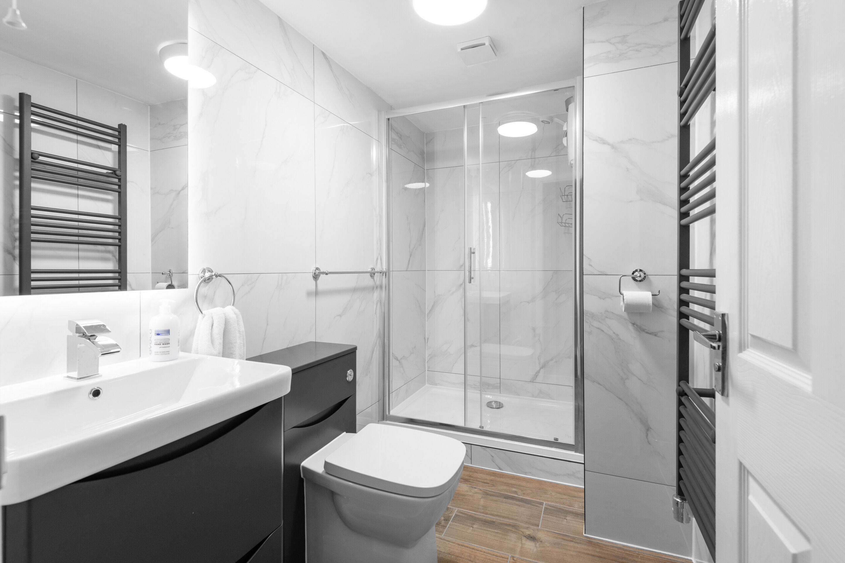 บ้านพัก, ห้องน้ำส่วนตัว | ห้องน้ำ