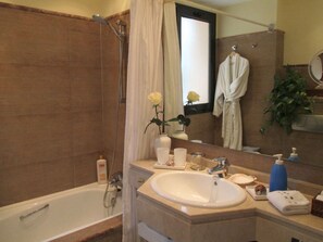 Bathroom - Watervallen van de Zon 1 (Mijas)
