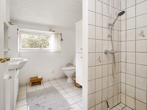 Bathroom - 6 Person Holiday Home in Vejby (Vejby)