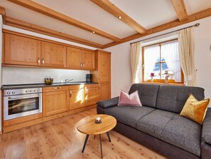 Private kitchen - "karwendel" Modern Retreat (Kruen)