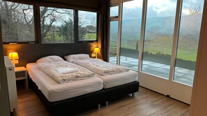独立别墅 | 3 多间卧室、特色家居、床单