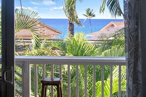 Interior - Kona Sea Ridge#X1: Beautiful 2 level Spacious 3 bedroom with Ac & Ocean Views (Kailua Kona)