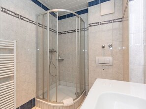 House | Bathroom - Hoppe 1 Modern Retreat (Sylt)