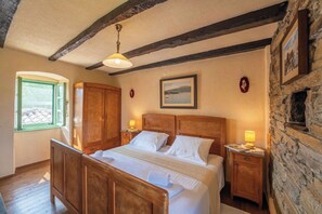 3 bedrooms, iron/ironing board, WiFi, bed sheets - Villa Zatka in Zatka Čepić - Haus für 6 Personen (Krsan)