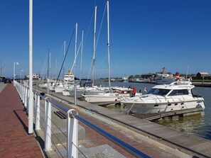 Marina - Friesengold Modern Retreat (Esens)