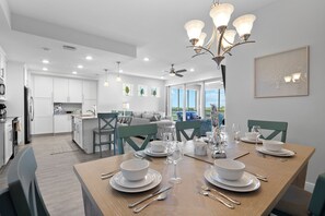 Dining - Sunset FantaSea at One Particular Harbour 380-202 · Sound Views · 3BR (Bradenton)