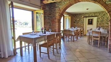 Étkezési lehetőség