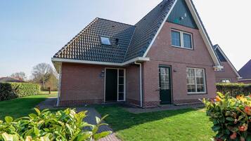Villa | Exterior