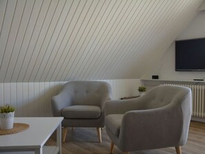 Interior - Langeness Modern Retreat (Nebel)