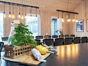 House | Dining