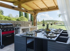 Villa | Dining - Villa Benedetto Comfortable Holiday Residence (San Gimignano)