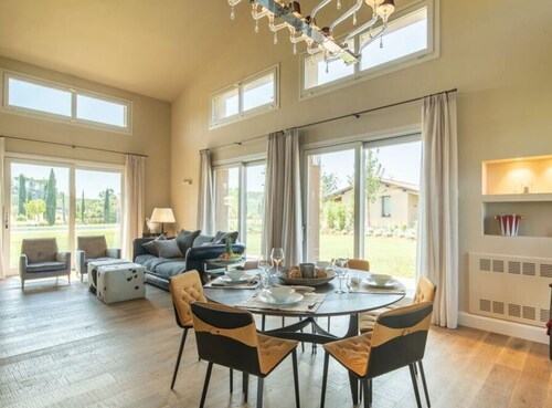 Villa Benedetto Comfortable Holiday Residence