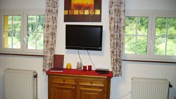 House | 2 bedrooms, individually furnished