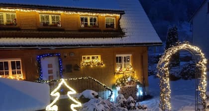 Haus Hiller Comfortable Holiday Residence