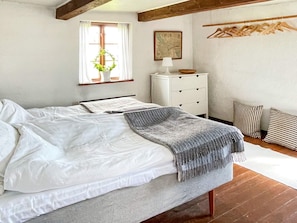 House | 3 bedrooms, individually furnished - 6 Person Holiday Home in Degeberga (Degeberga)