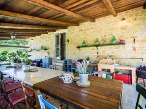 Dining - Belvilla by OYO Villa Dipinti (Serra San Quirico)