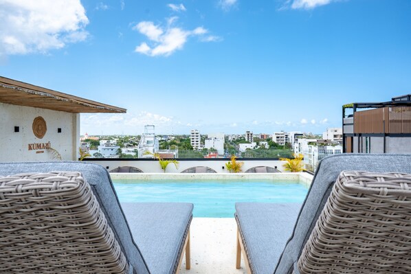 Pool - Kumaru 303 1 Bedroom Condo by RedAwning (Playa del Carmen)