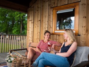 Exterior - Lodge by Dutch Meadows With Scenic Veranda (Ruinerwold)