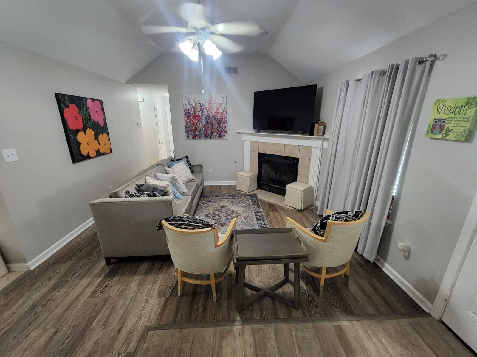 Newly remodeled 5 BR in North -Central Memphis