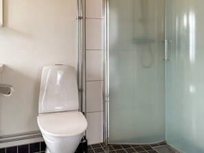 House | Bathroom
