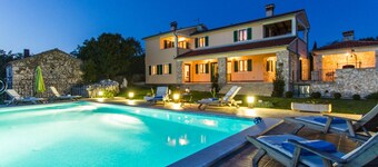 Villa Albina Comfortable Holiday Residence
