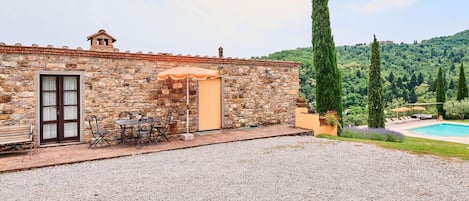 Villa | Exterior