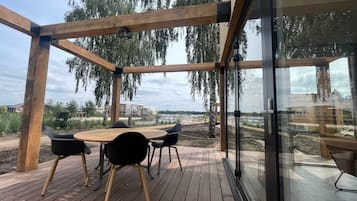 House | Balcony